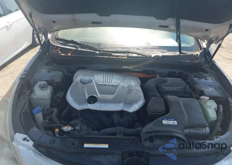 2012 Hyundai Sonata Hybrid z USA, uszkodzony, nr VIN KMHEC4A48CA045364